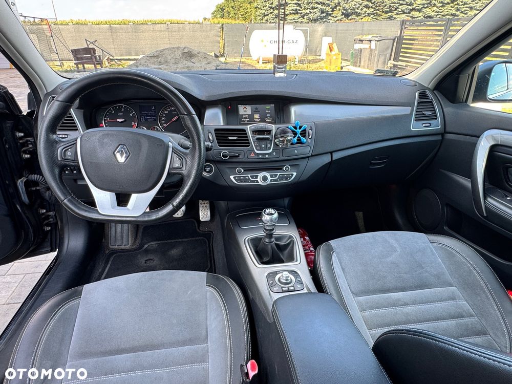 Renault Laguna 2.0 dCi FAP Initiale - 6