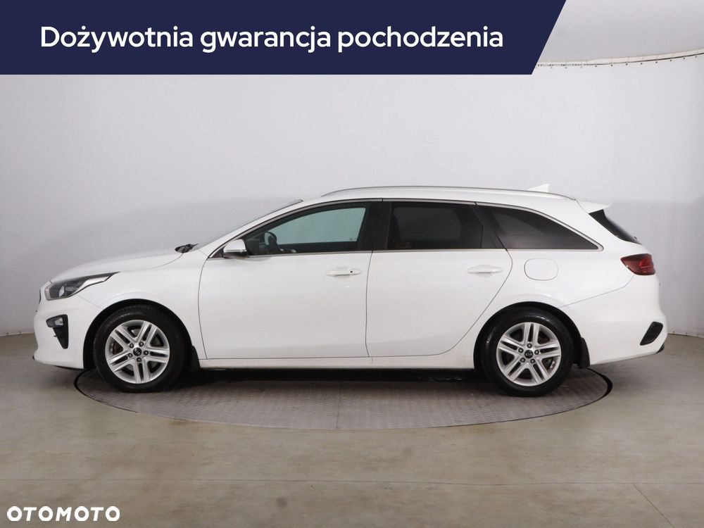 Kia Ceed - 4