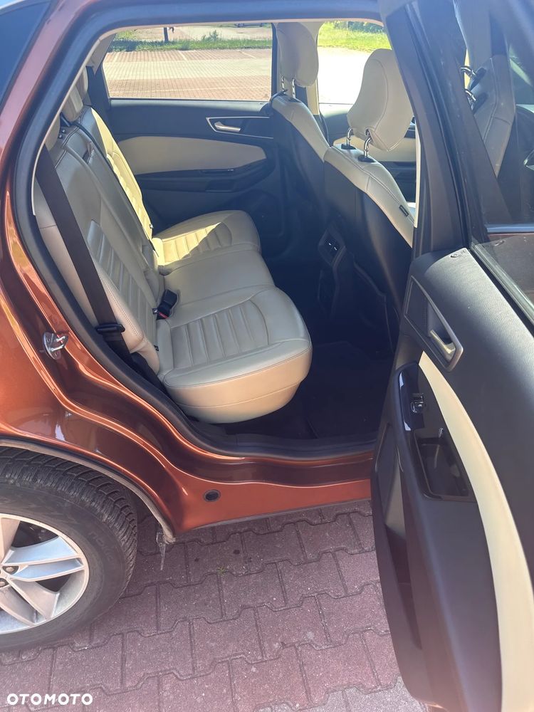 Ford Edge - 16
