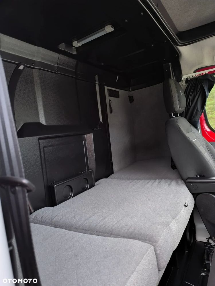 Iveco Daily 70C18 Sypialnia 2 Łóżka , WINDA 1.000kg, 15 Palet, Firana + Drzwi z Tyłu! - 22