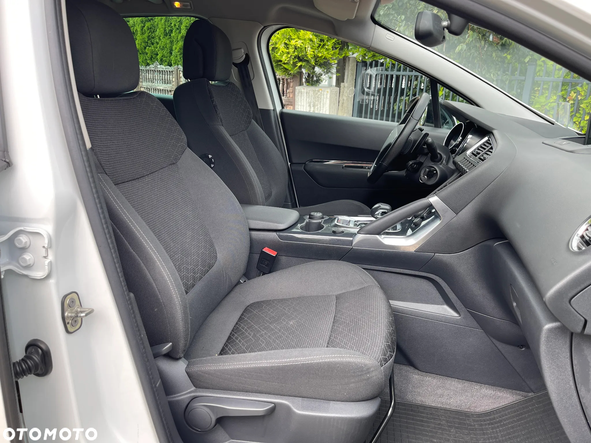 Peugeot 3008 Hybrid4 - 24