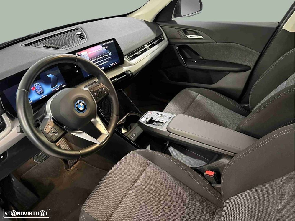 BMW iX1 xDrive30 - 3