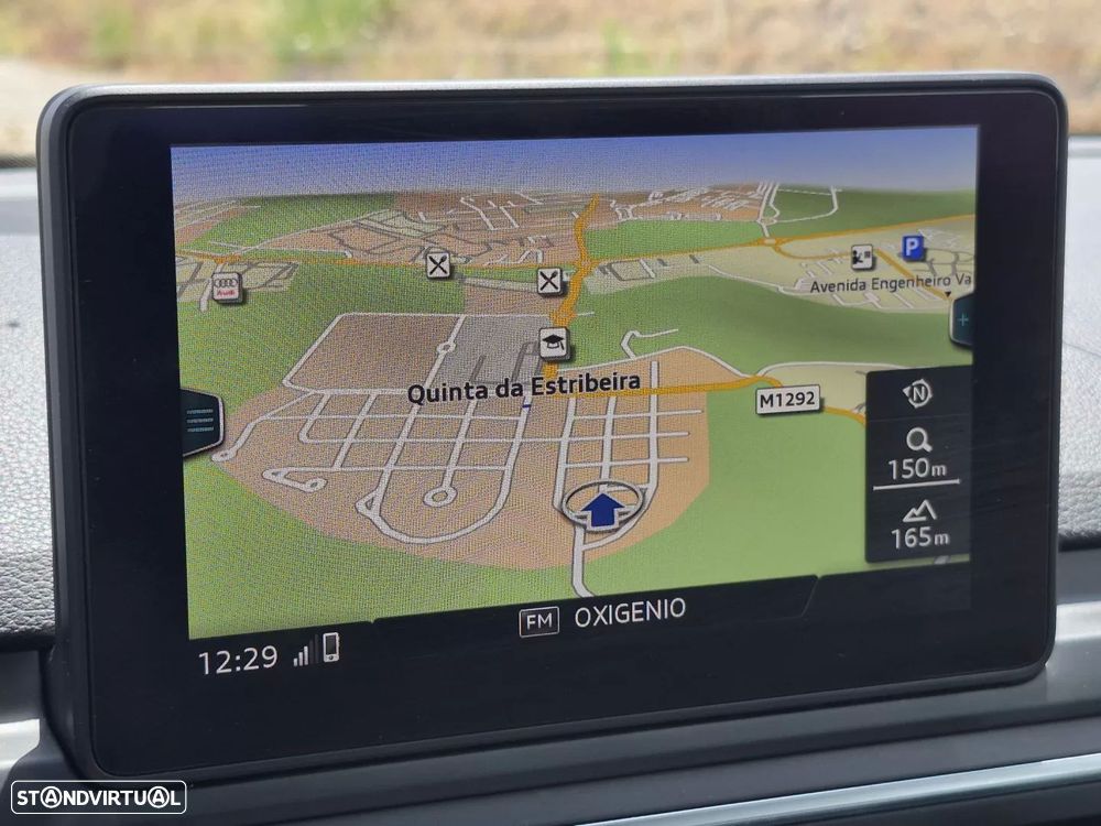 Audi A4 2.0 TDI Advance - 10