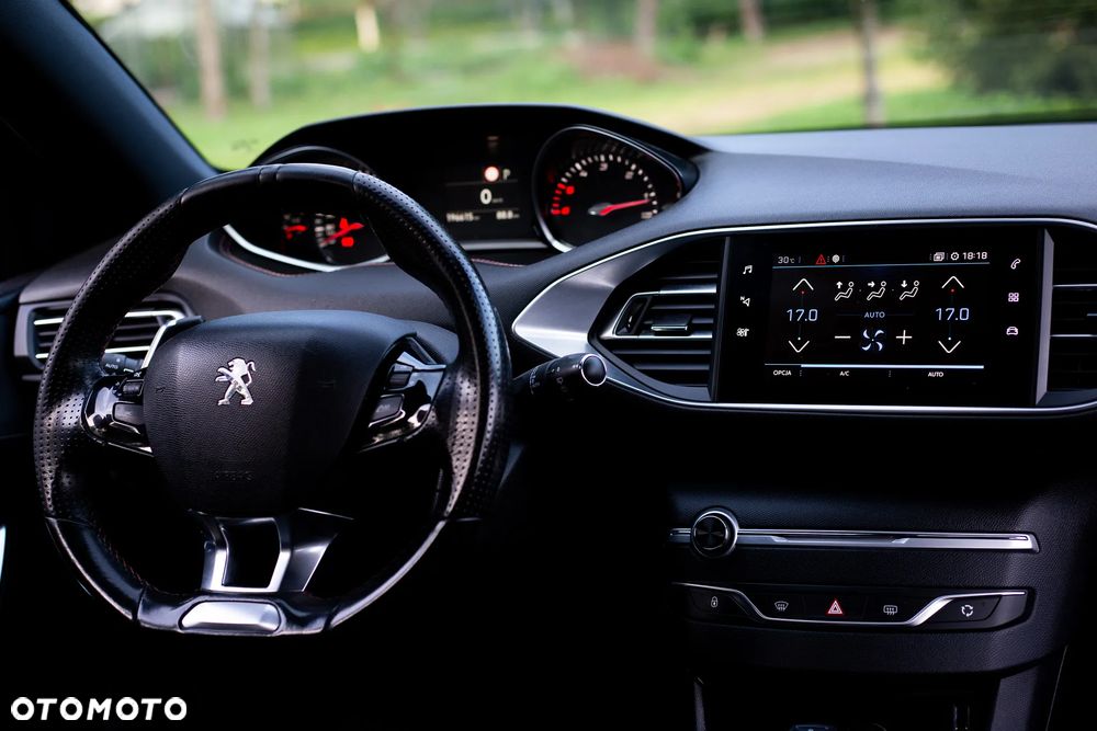 Peugeot 308 BlueHDi 130 EAT8 Stop & Start GT - 30