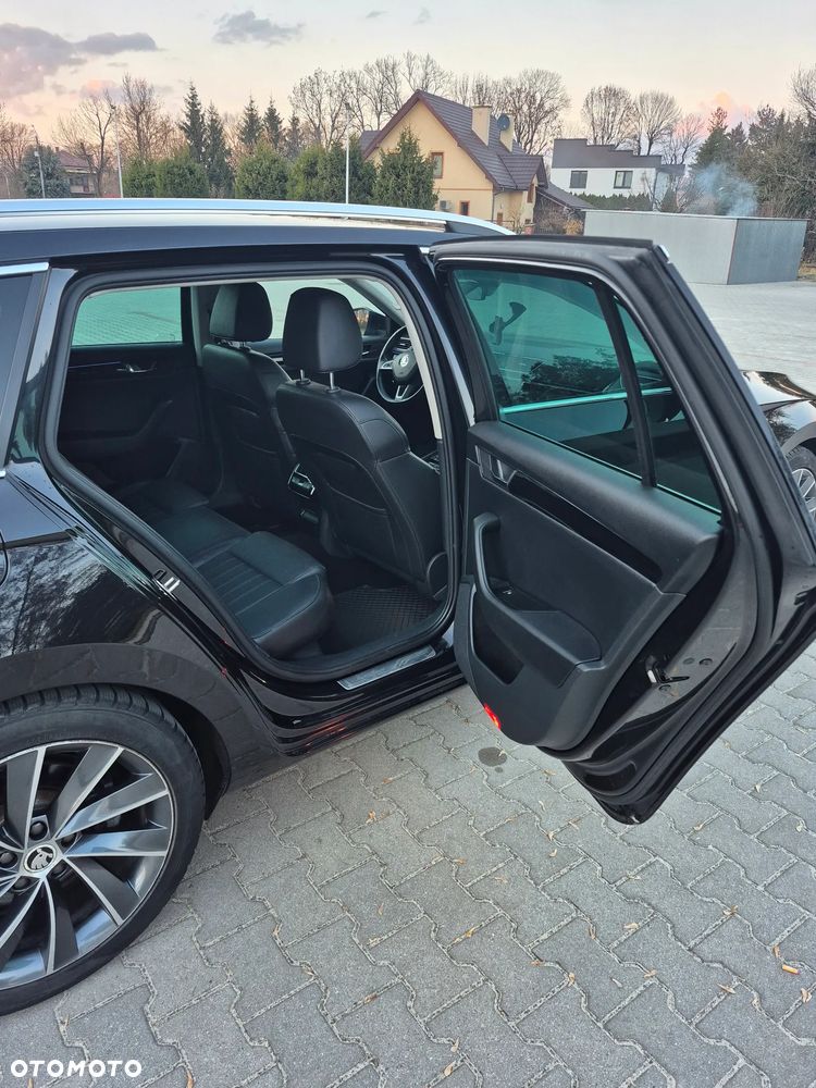 Skoda Superb 2.0 TDI 4x4 L&K DSG - 17
