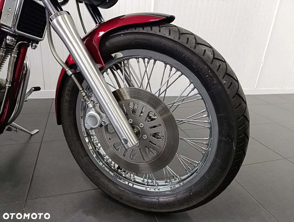 Suzuki Intruder - 4