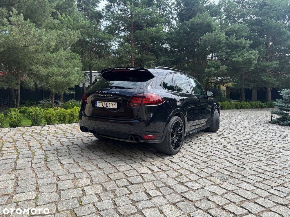 Porsche Cayenne GTS - 4