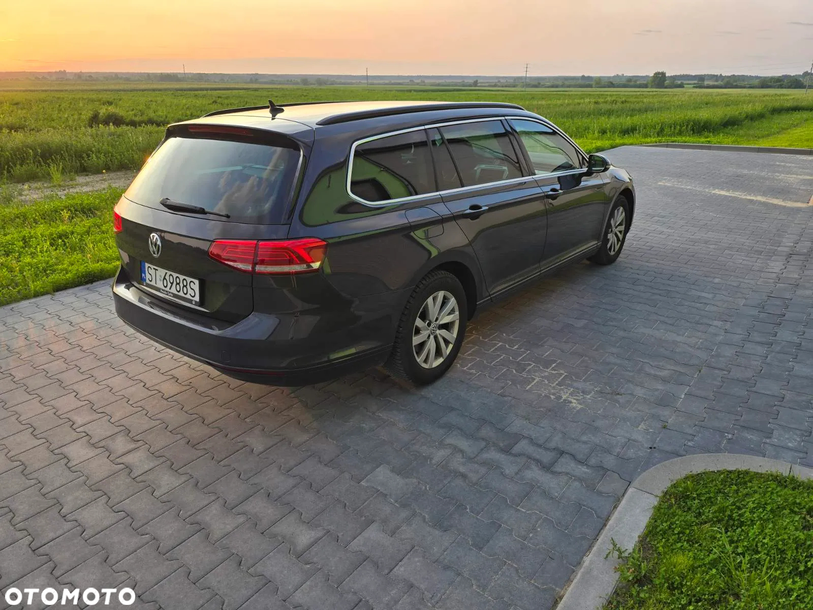 Volkswagen Passat 2.0 TDI BMT Comfortline DSG - 4