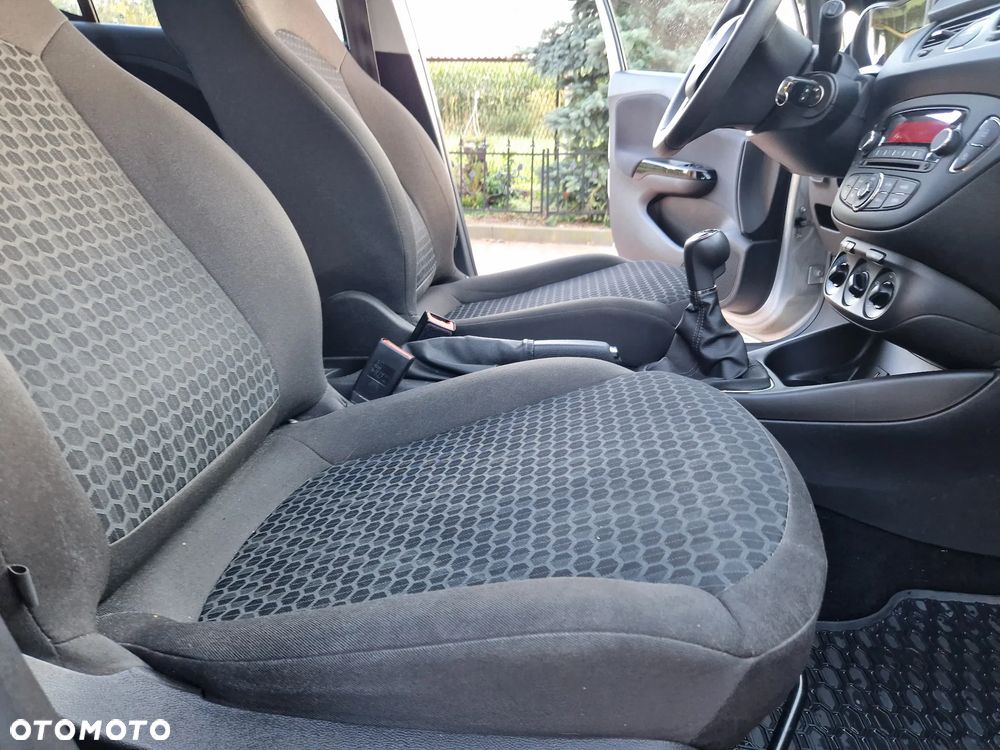 Opel Corsa 1.4 Enjoy - 24