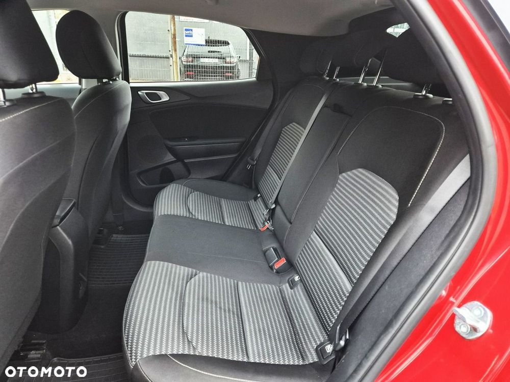 Kia XCeed 1.5 T-GDI M DCT - 26