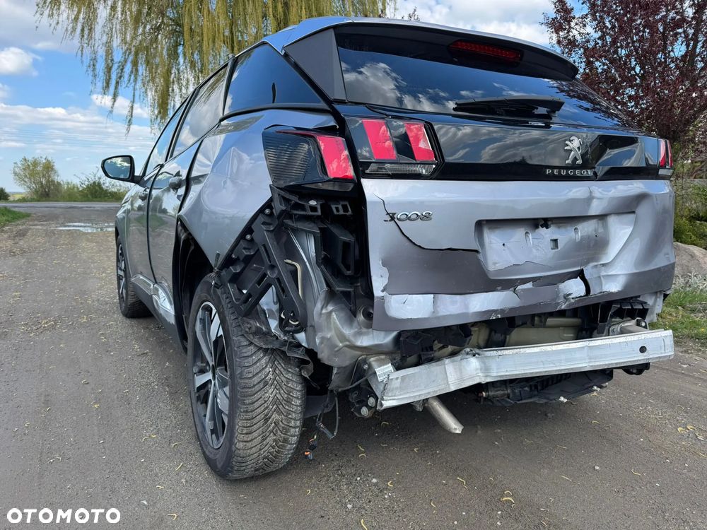 Peugeot 3008 - 18
