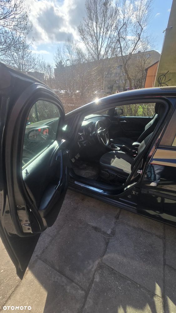 Opel Astra 1.4 T Edition 150 - 18