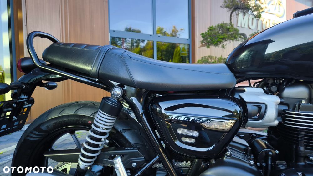 Triumph Street Twin - 29