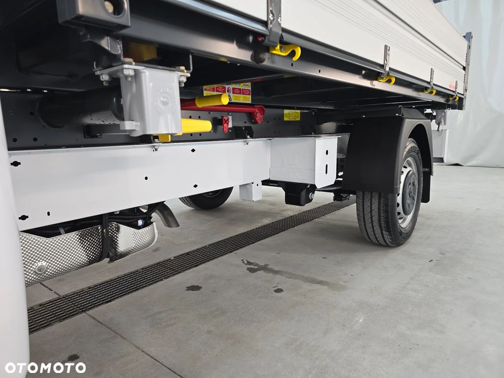 Renault MASTER 17Km WYWROTKA 3 STRONNA 1011Kg Ładowność SILNIK 2,3 AUTO NIE UŻYWANE NA GWARANCJI STAN NOWY NOWY NOWY SALON POLSKA TO SŁONIK BOGATE WYPOSAŻENIE HAK LEDY KLIMA TEMPOMAT - 15