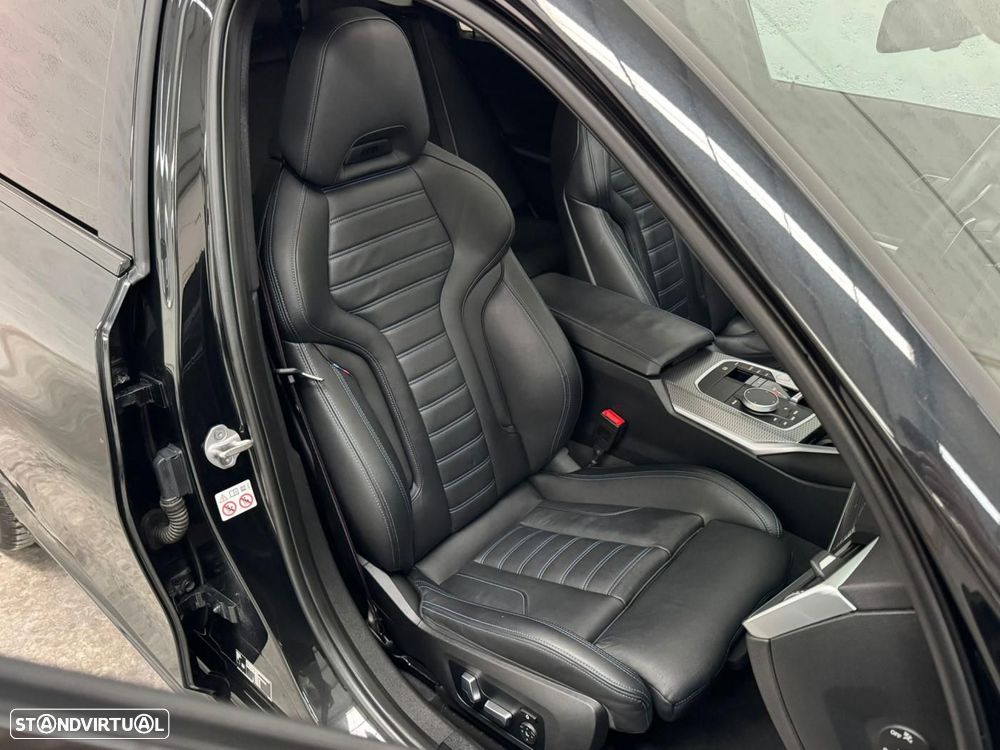 BMW 330 e Touring Pack M Auto - 41