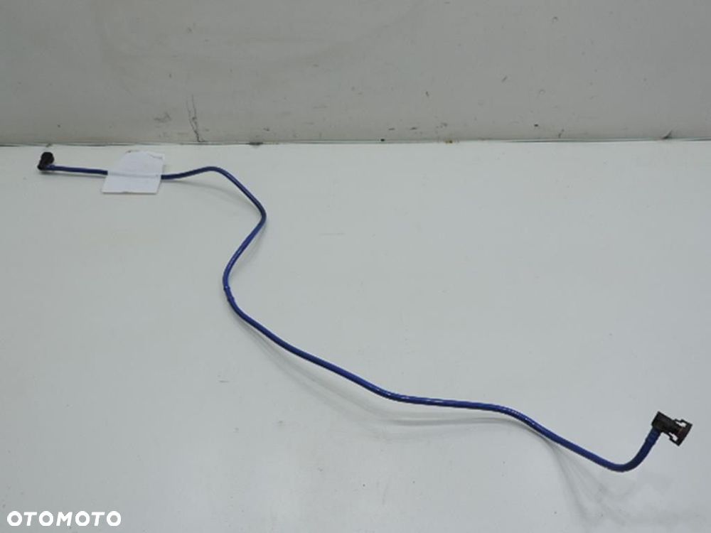 PRZEWÓD PALIWA BMW E81 E87 120i - 8