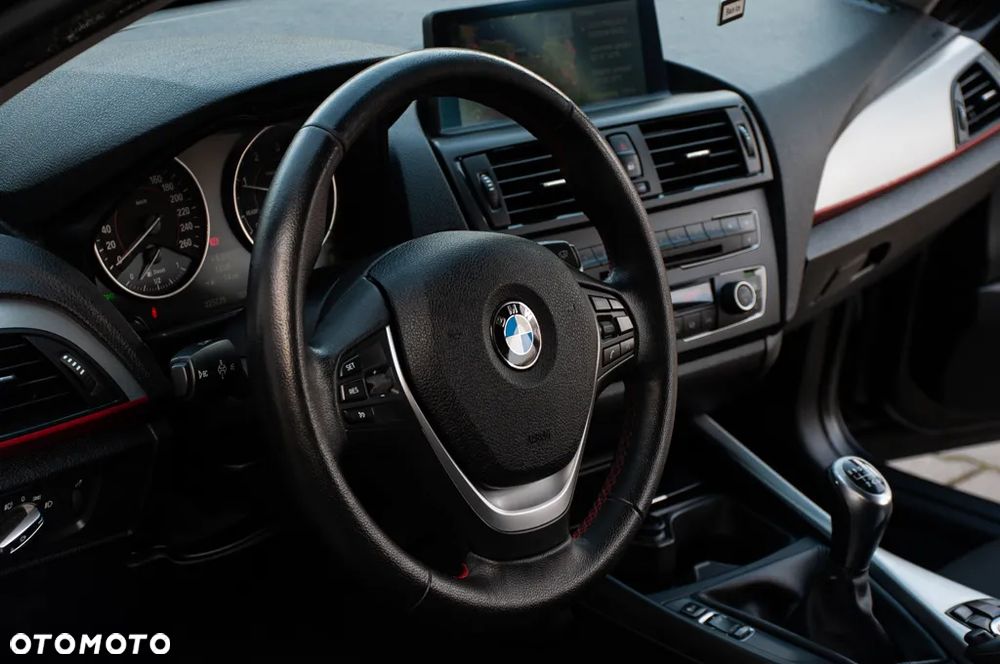 BMW Seria 1 118d DPF Edition Sport - 23