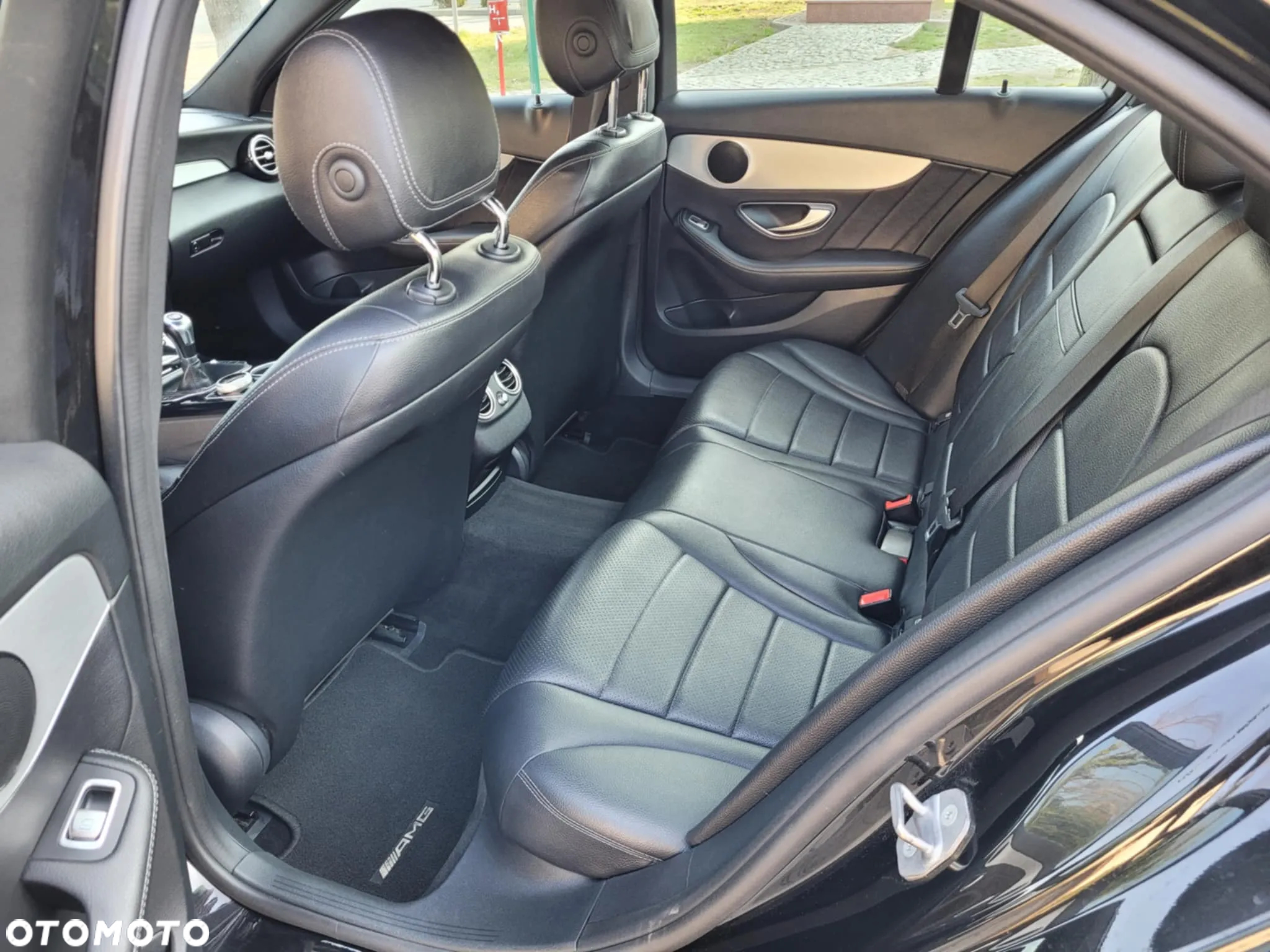 Mercedes-Benz Klasa C 200 (BlueTEC) d T AMG Line - 16
