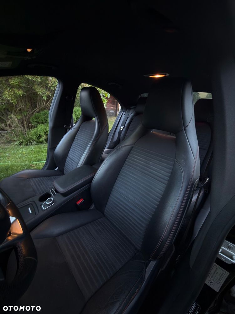 Mercedes-Benz CLA - 16