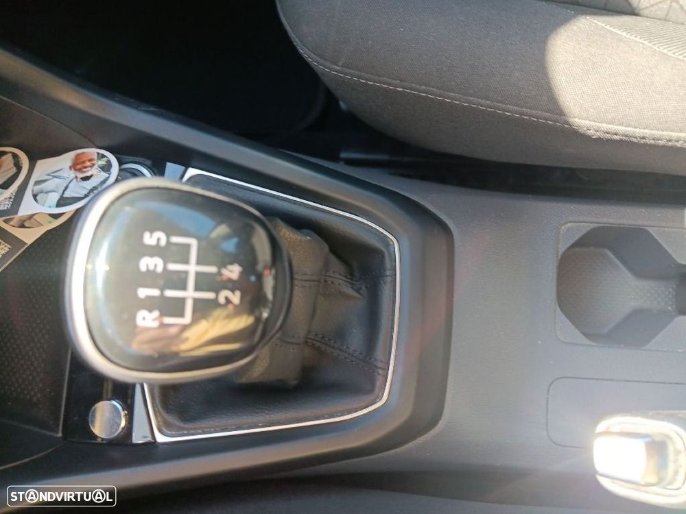VW T-Cross 1.0 TSI Life - 29