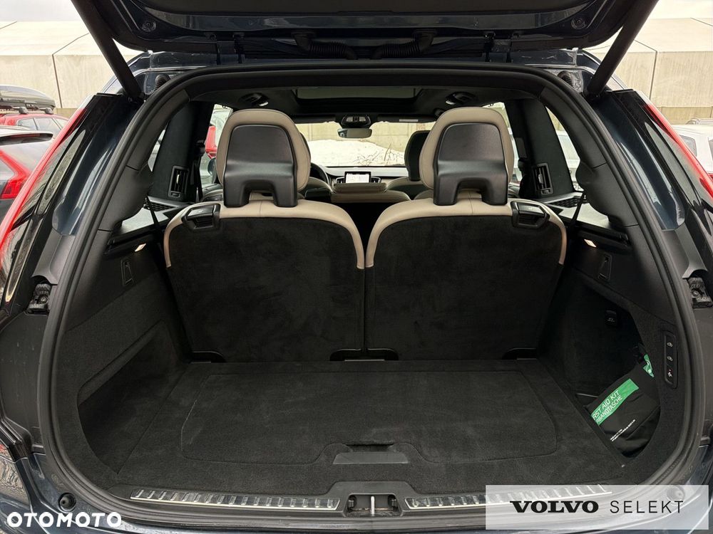 Volvo XC 90 - 35