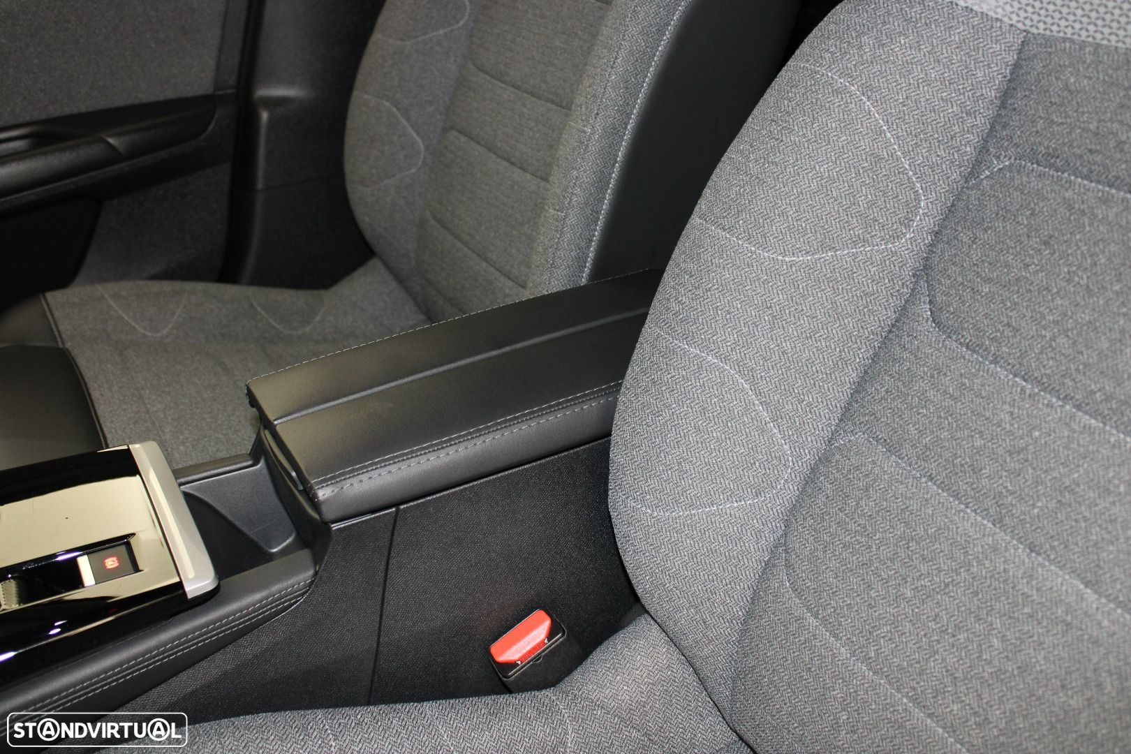 Citroën C5 X 1.2 PureTech Feel EAT8 - 29