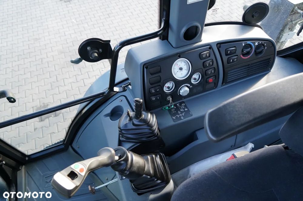 Terex TLB 990 / KOPARKO-ŁADOWARKA / KOMPLET ŁYŻEK / 3 300 MTH / - 28