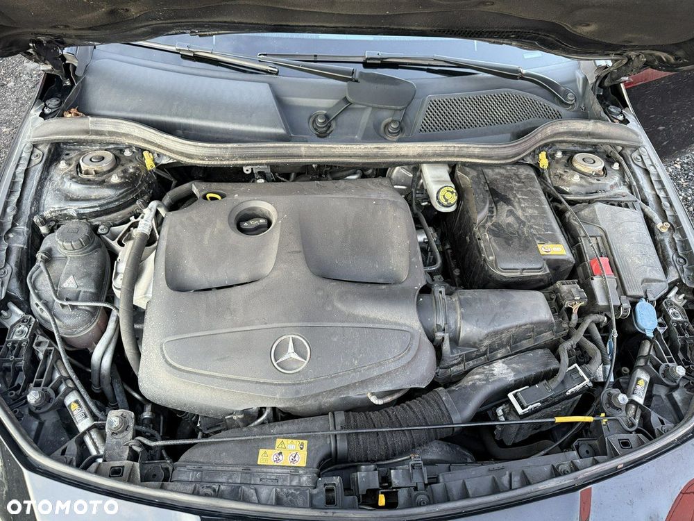 Mercedes-Benz CLA - 21