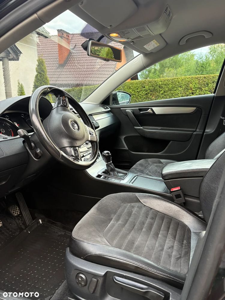 Volkswagen Passat 2.0 TDI 4Mot Highline - 7