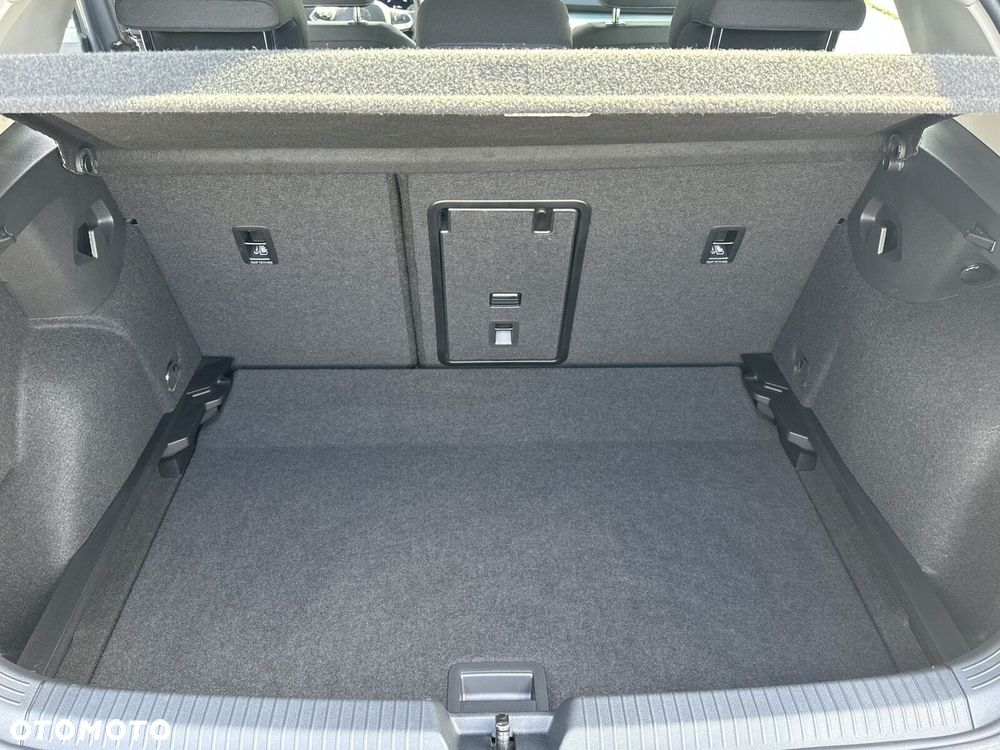 Volkswagen Golf - 18