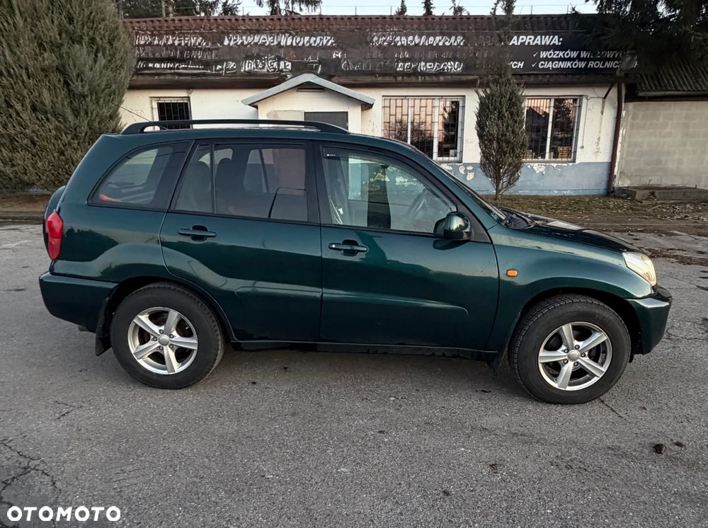 Toyota RAV4 1.8 VVT-i Luna 2WD - 3