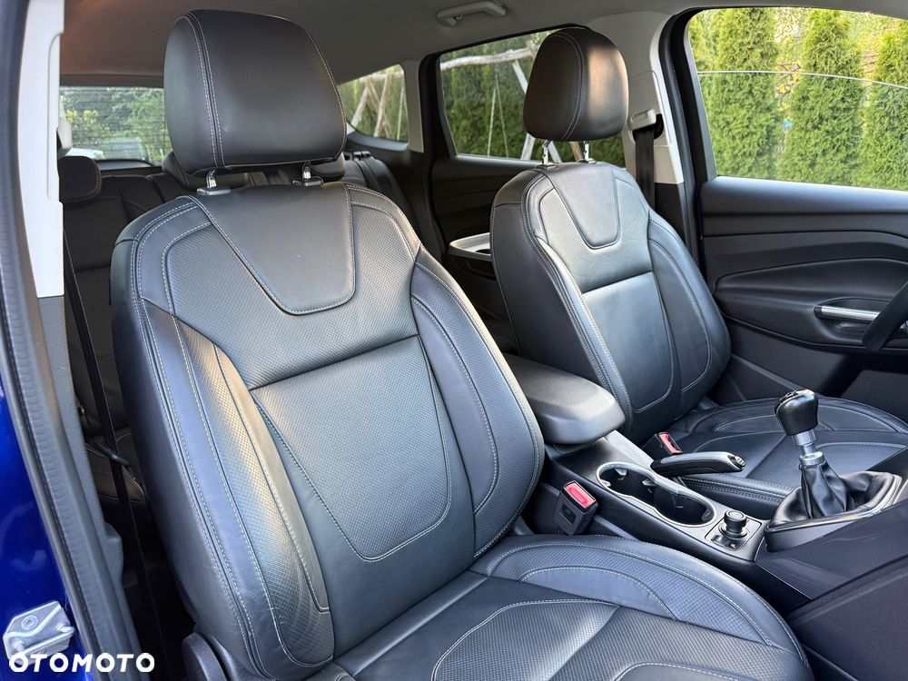 Ford Kuga 2.0 TDCi AWD ST-Line - 22