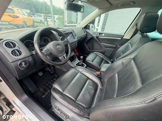 Volkswagen Tiguan 2.0 TDI SCR BlueMotion Technology Sport & Style - 17