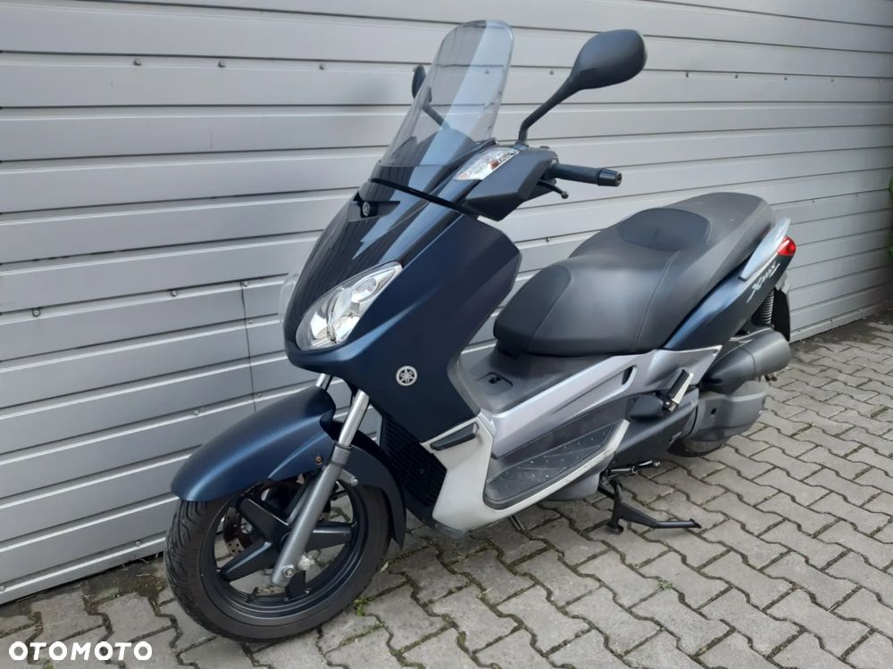 Yamaha X-max - 3