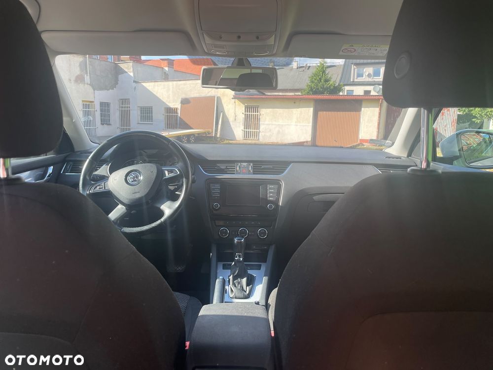 Skoda Octavia 2.0 TDI Ambition DSG - 10