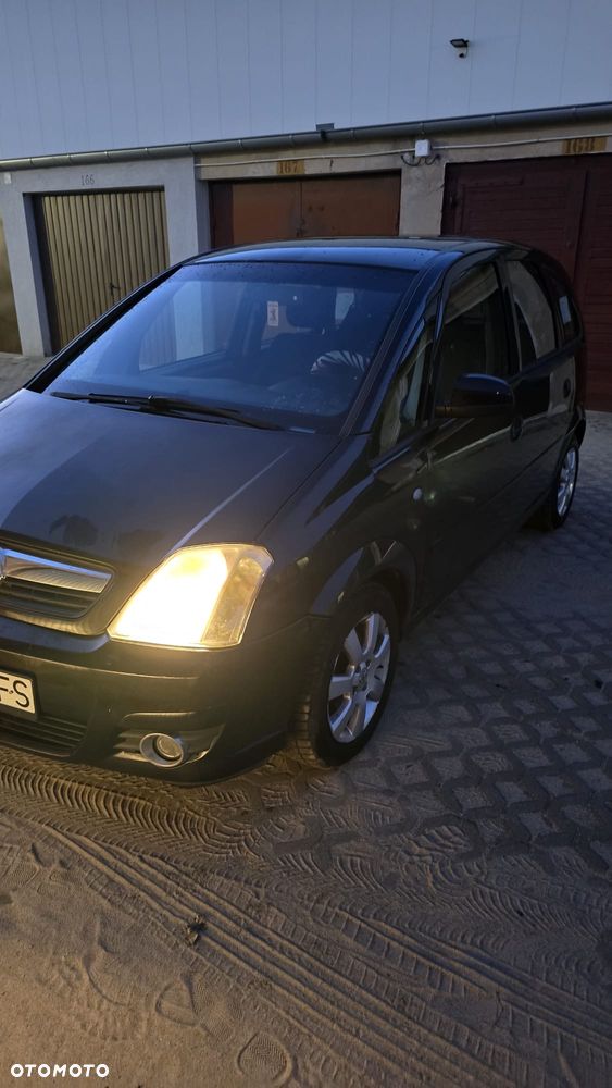Opel Meriva - 8
