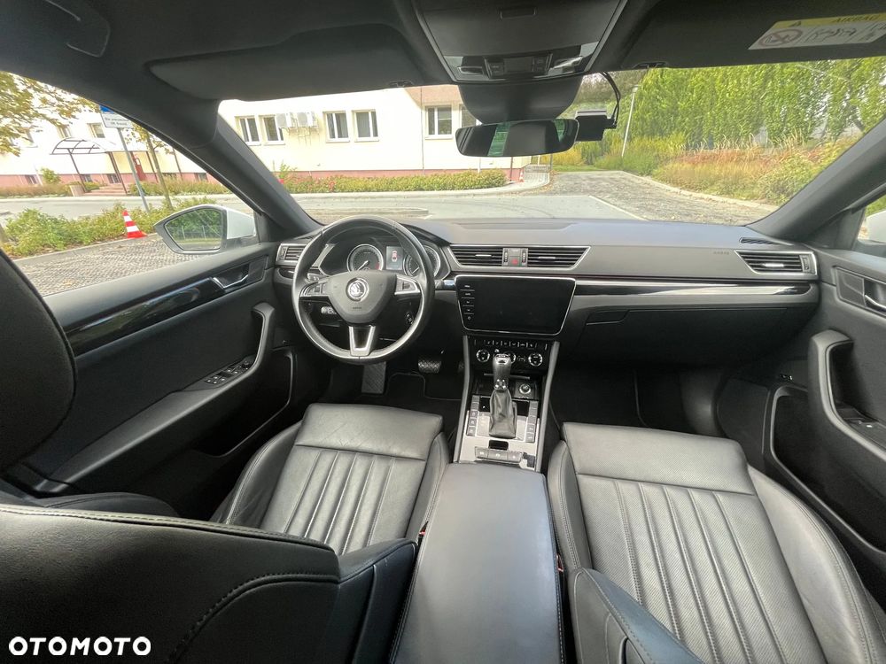 Skoda Superb 2.0 TDI L&K DSG - 12