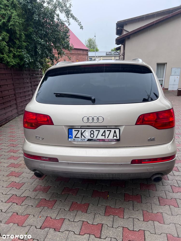 Audi Q7 4.2 FSI Quattro Tiptr - 4