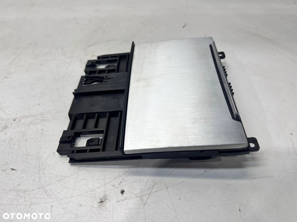 POPIELNICZKA PRZÓD AUDI A6 C7 4G0863273 4PK 2/26 SZCZOTKOWANE ALUMINIUM - 4