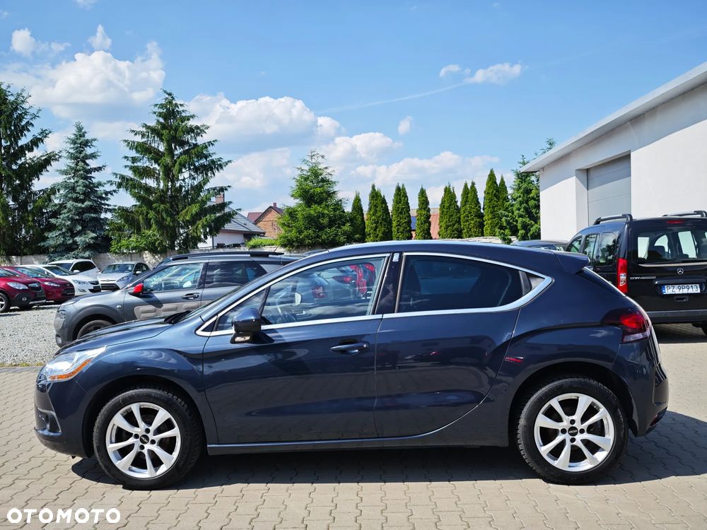 Citroën DS4 e-HDi 110 SoChic - 11