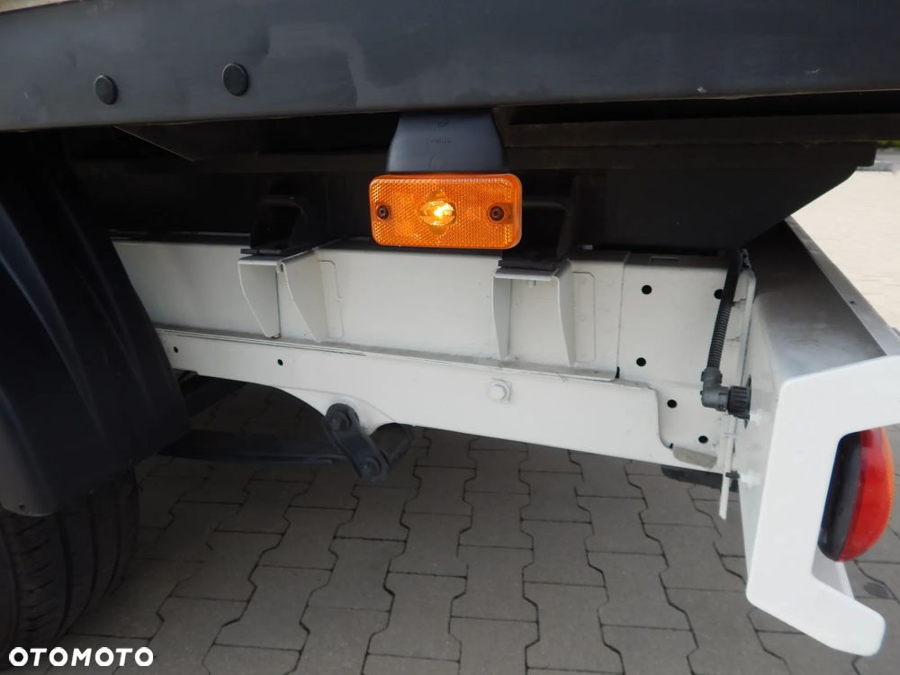 Peugeot Boxer_7-Osobowy_Max-Rama_Skrzynia_Paka - 18