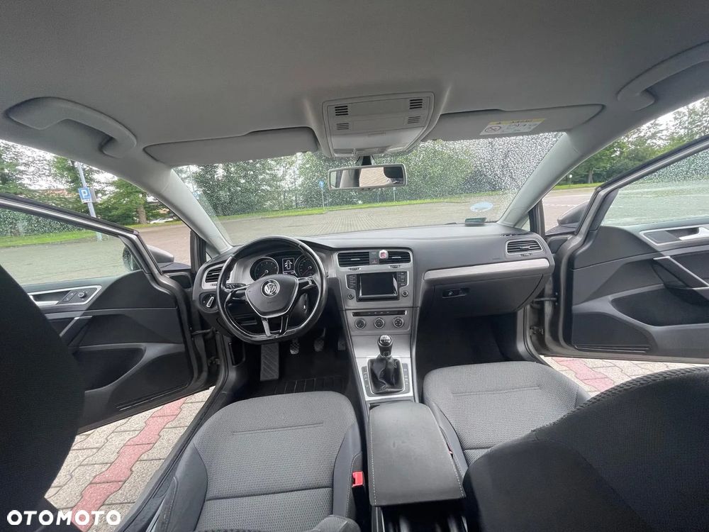Volkswagen Golf 1.4 TSI BMT Comfortline - 9