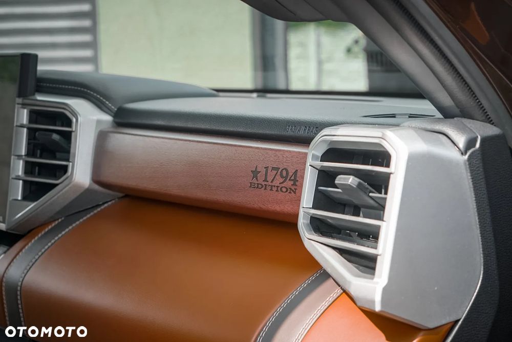 Toyota Tundra - 22