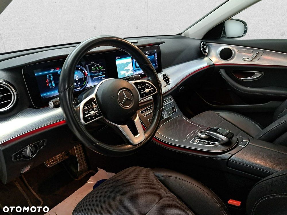 Mercedes-Benz Klasa E - 11