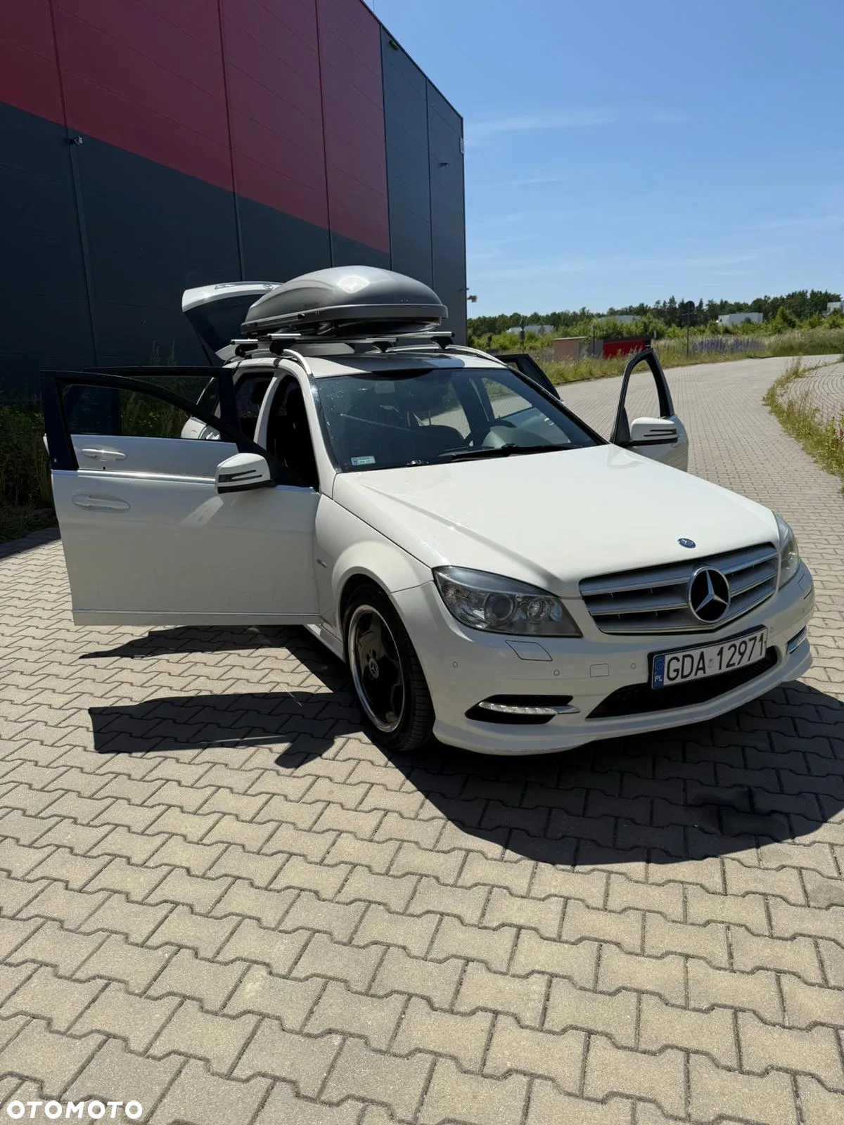 Mercedes-Benz Klasa C 180 T CGI Automatik BlueEFFICIENCY Avantgarde - 10