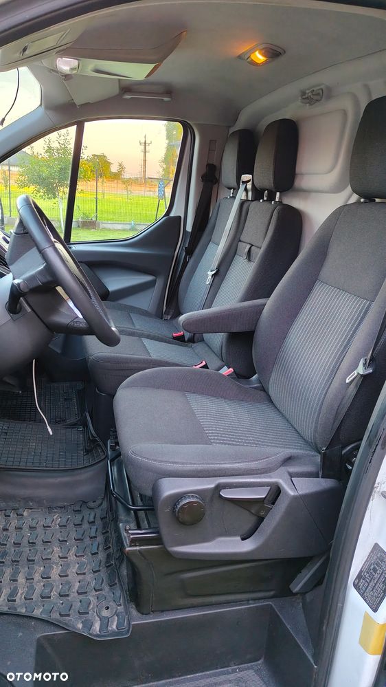 Ford Transit custom - 8