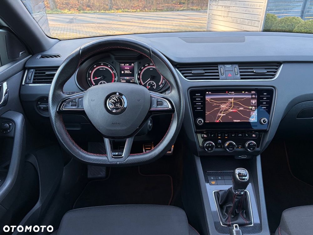 Skoda Octavia 2.0 TSI RS 230 - 12