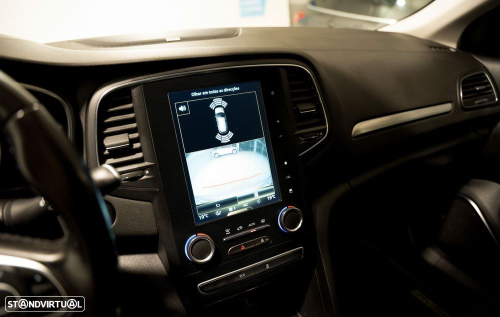 Renault Mégane Sport Tourer 1.5 Blue dCi Bose Edition EDC - 6