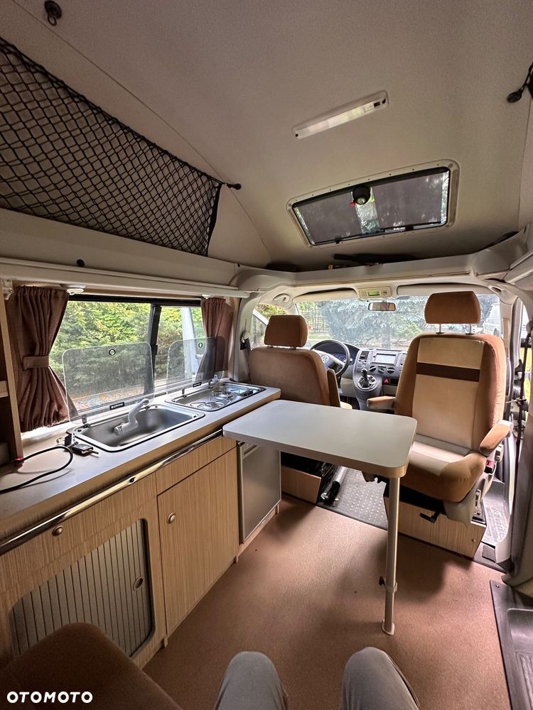 Volkswagen T5 - 27