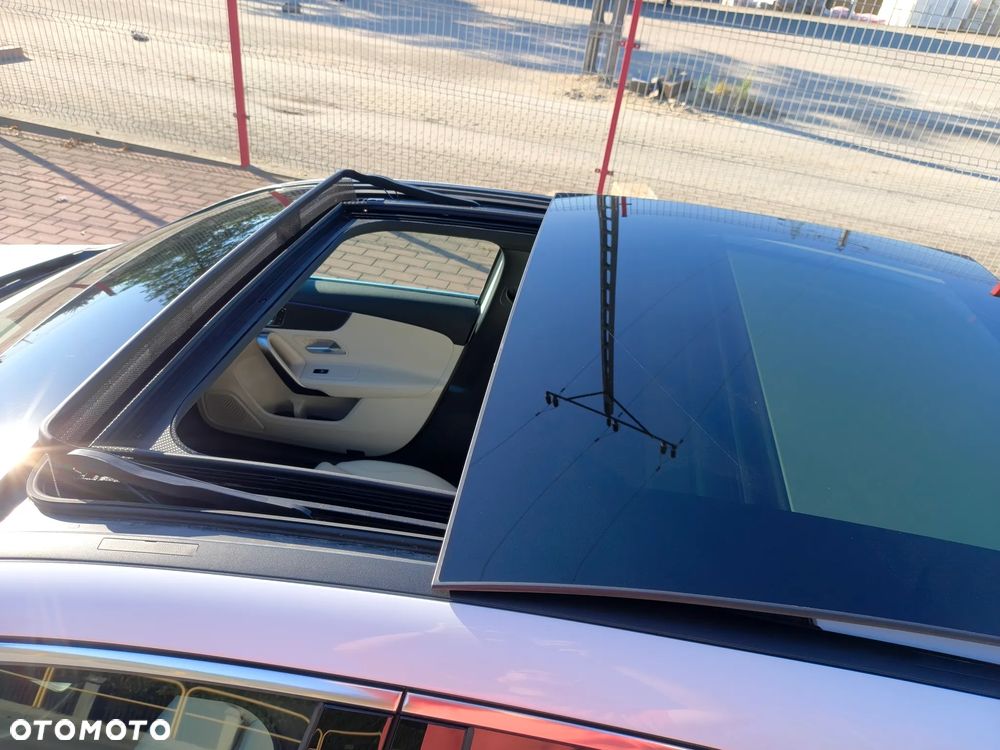 Mercedes-Benz Klasa A 250 4-Matic 7G-DCT - 11